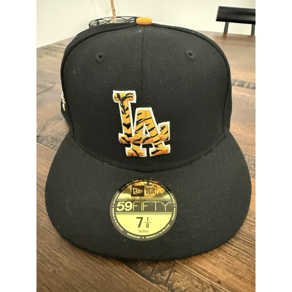 New Era 59FIFTY Los Angeles Dodgers Fitted Hat Tiger Print Fill 7 1/8 NWT $56